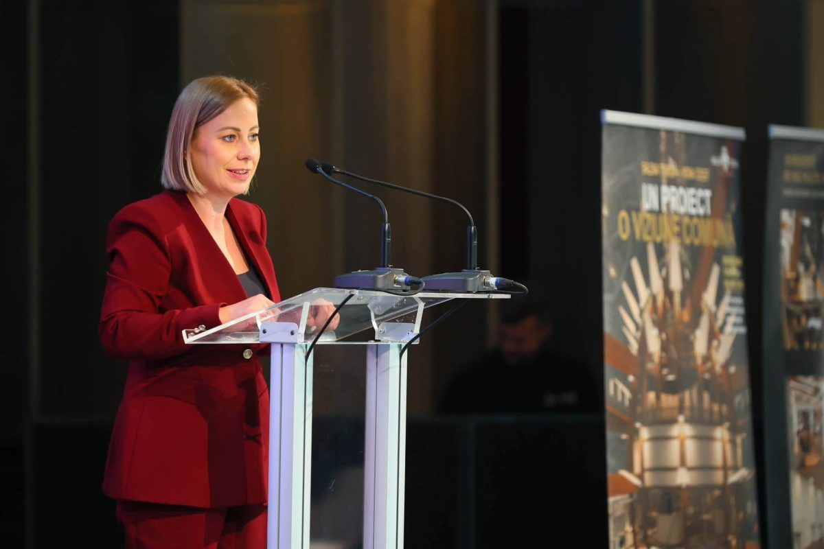 Turda: prefectul Maria Forna îl felicită pe primarul Cristian Matei pentru succesul Salinei Turda
