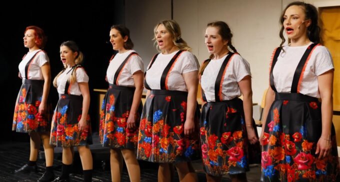 Turda: Teatrul Național „Aureliu Manea” împlinește 78 de ani de la înființare