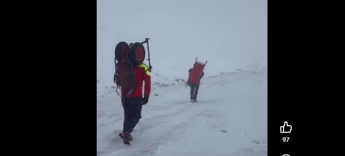 Turistă israeliană accidentată la genunchi pe Vârful Omu, salvamontiștii intervin în Bucegi