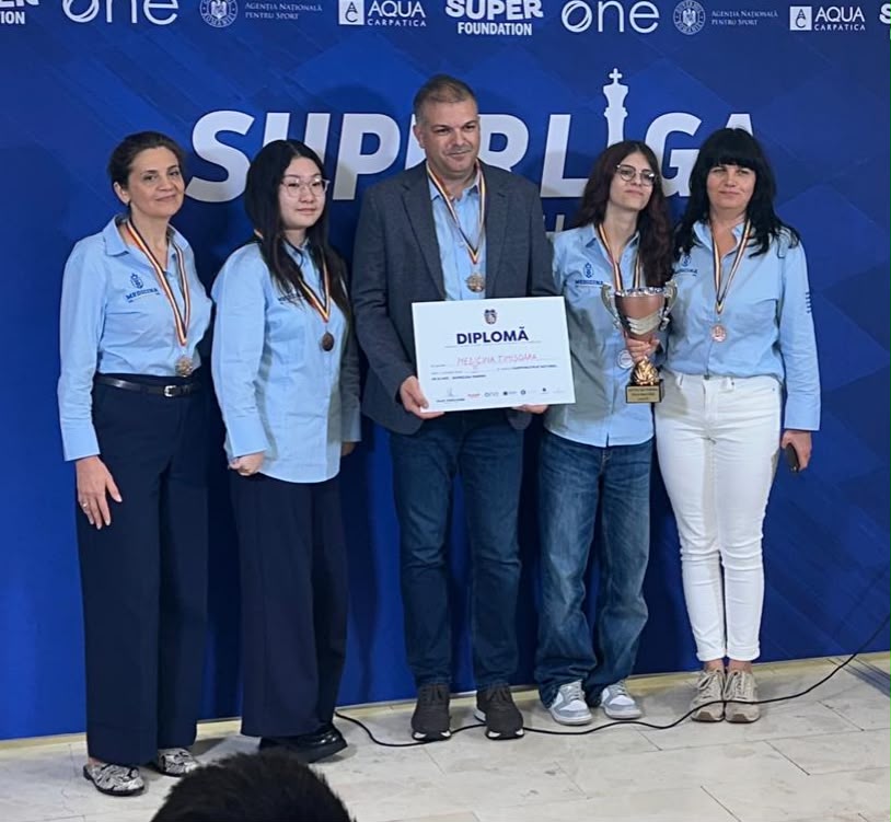 UMF Timișoara: bronz la fete și băieți neînvinși la Campionatele Naționale de șah, trei campioni individuali