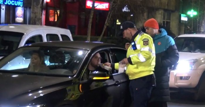Un procuror a fost trimis in judecata, dupa ce politistii l-au oprit in trafic si l-au testat pozitiv la consumul de dro