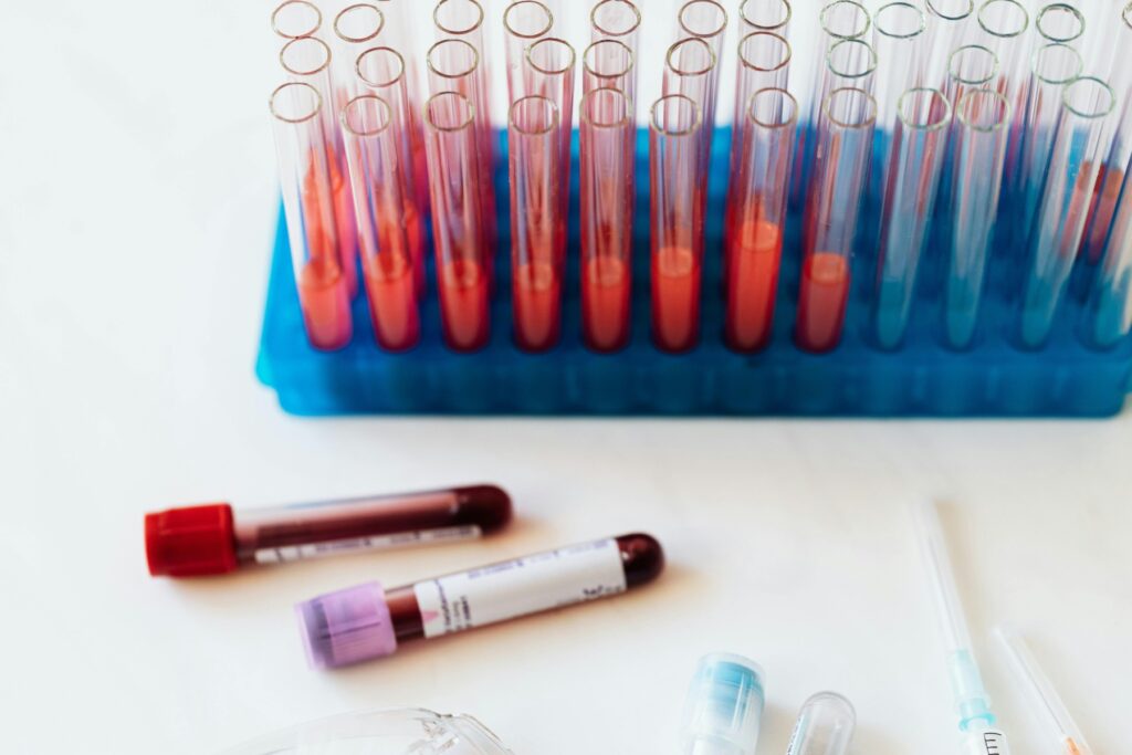 Un tânăr a fost tratat în premieră, în Germania, cu tehnologia de editare genetică CRISPR / Fără tratament avea nevoie d