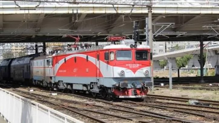 Un tren CFR a transformat o călătorie obișnuită într-un coșmar pentru pasageri