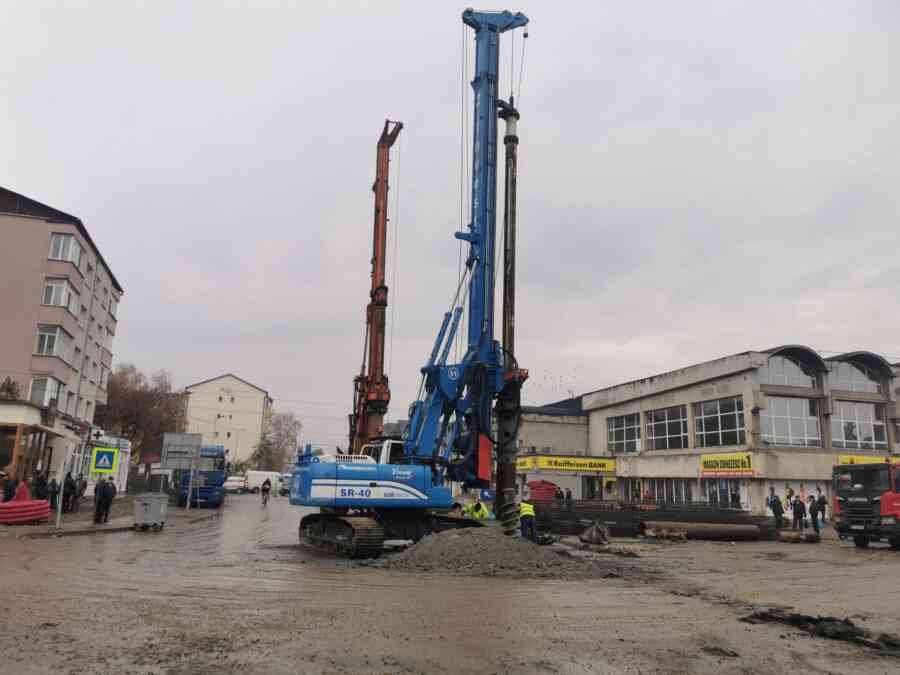 Unirea: șoferii acuză că șantierul de pe DN 17 este abandonat de MIS Grup, drumul fiind plin de denivelări