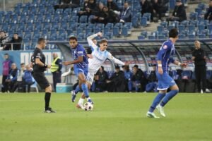 Universitatea Craiova învinge Farul 2-0. Elisor ajunge singur în fruntea golgheterilor