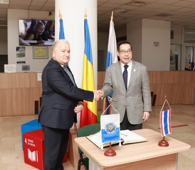 Universitatea din Oradea, prima din România vizitată de noul ambasador al Thailandei