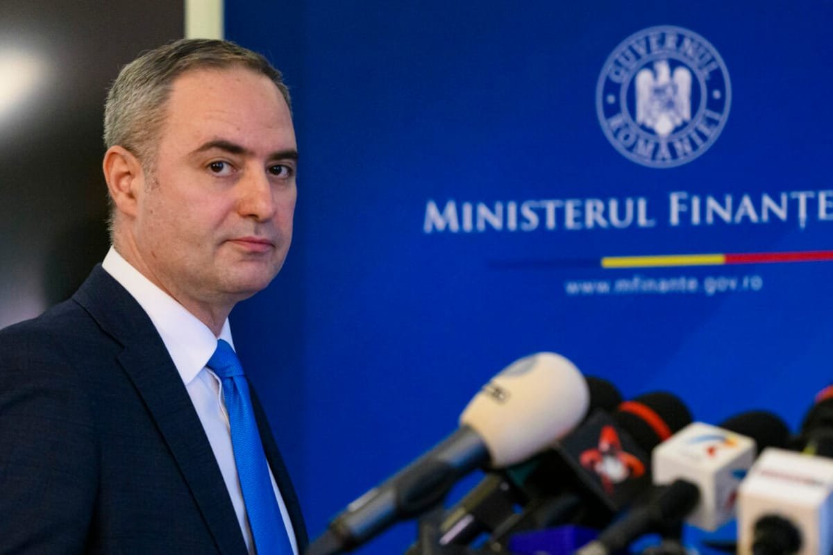 USR cere ca ministrul Finanțelor, Alexandru Nazare, să explice execuția bugetară la Ora Guvernului