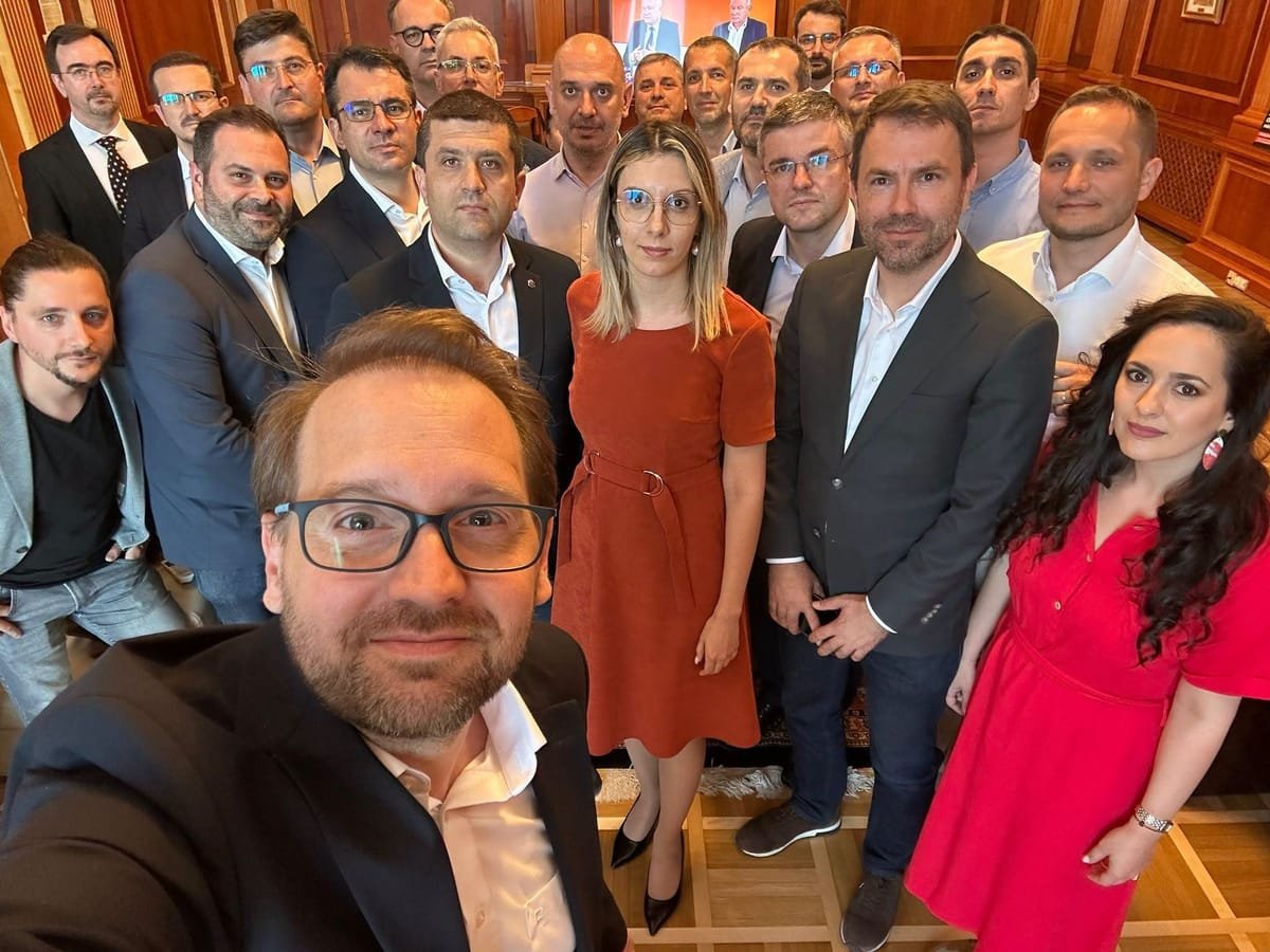 USR reacționează după ce PSD anunță că-și asumă guvernarea: „Guvernul PeSeDan. Era foame mare