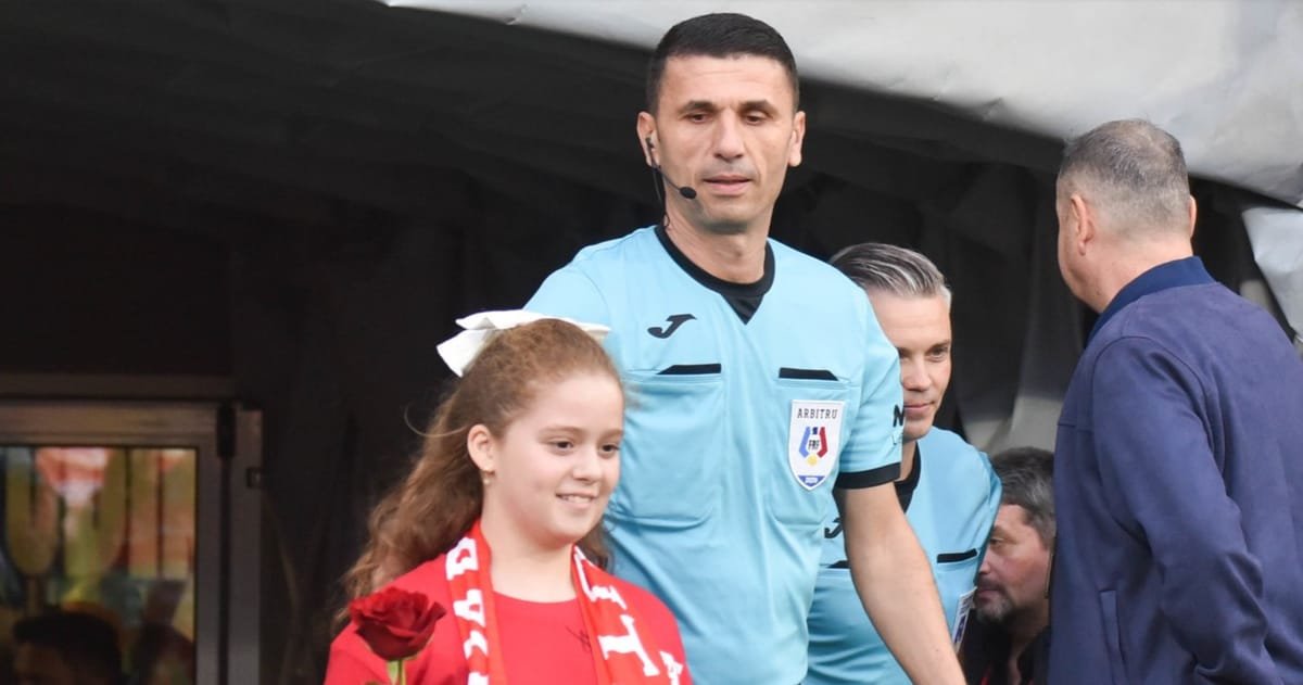 UTA – Dinamo, meci arbitrat mâine de Marcel Bîrsan, a doua oară într-o lună