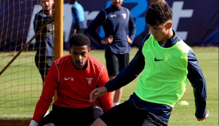 UTA: Mihalcea mai are doar varianta tânărului Sabău ca fundaș dreapta înaintea meciului cu CFR Cluj