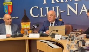 VIDEO. Emil Boc apără votul PNL pentru Guvernul Luca Niculescu și îi acuză că sunt autorii crizei politice