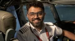 Video: Un pilot indian, emoționat, povestește momentul atacului de la Flydubai