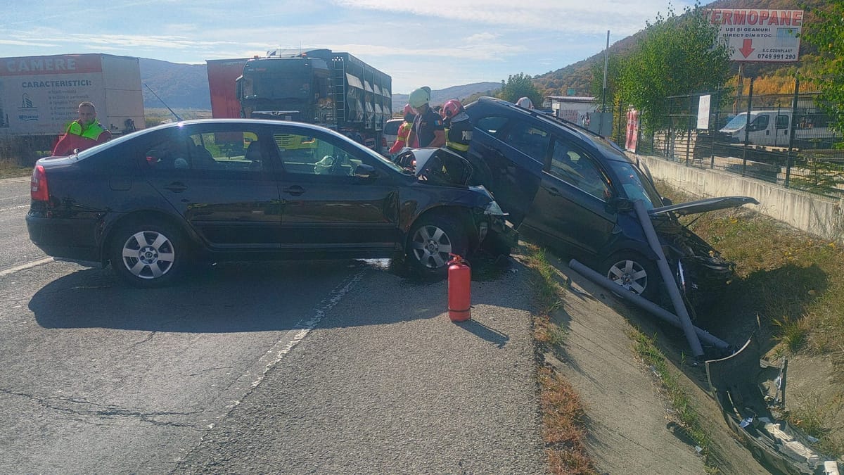 Viișoara: o femeie a fost rănită într-un accident pe DN 17, la ieșirea din localitate