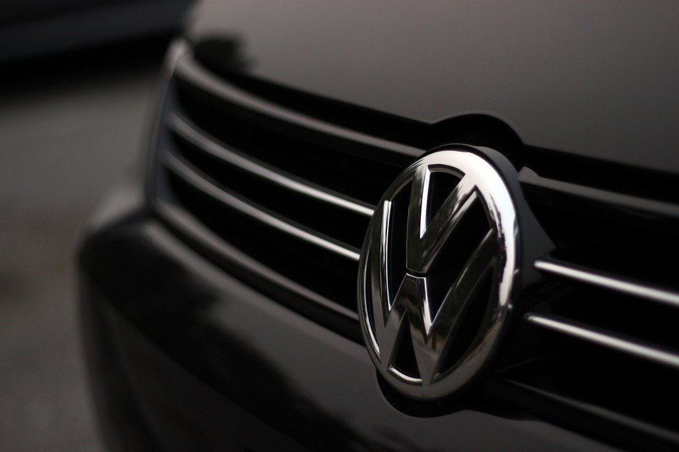 Volkswagen intenționează să înghețe salariile celor 660.000 de angajați din lume până în 2030
