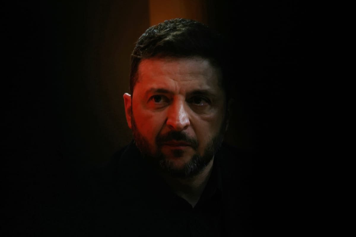 Zelenski acuză SUA că ar încetini Starlink și întârzie rachetele Patriot pentru a forța Ucraina să capituleze