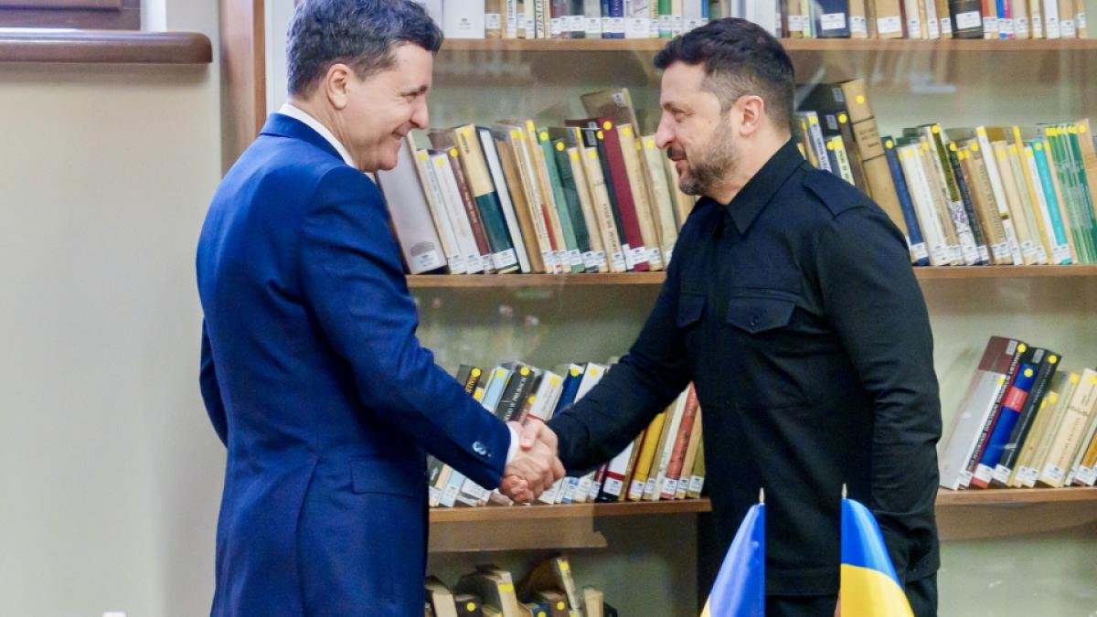 Zelenski cere României tranzitul cerealelor ucrainene blocate de Rusia, a dezvăluit Péter Magyar
